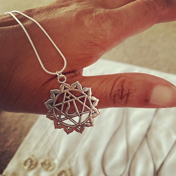 Chakra Healing Pendant Necklace - Picture 2 of 5